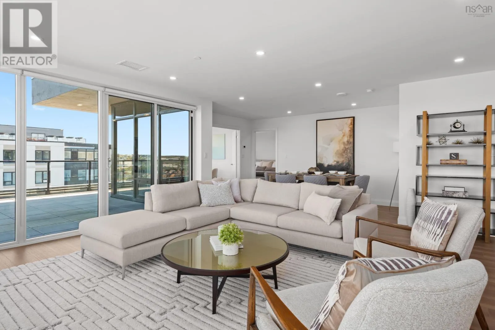 1703 72 Seapoint Road