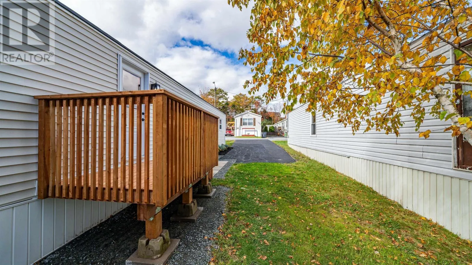18 Earleton Avenue