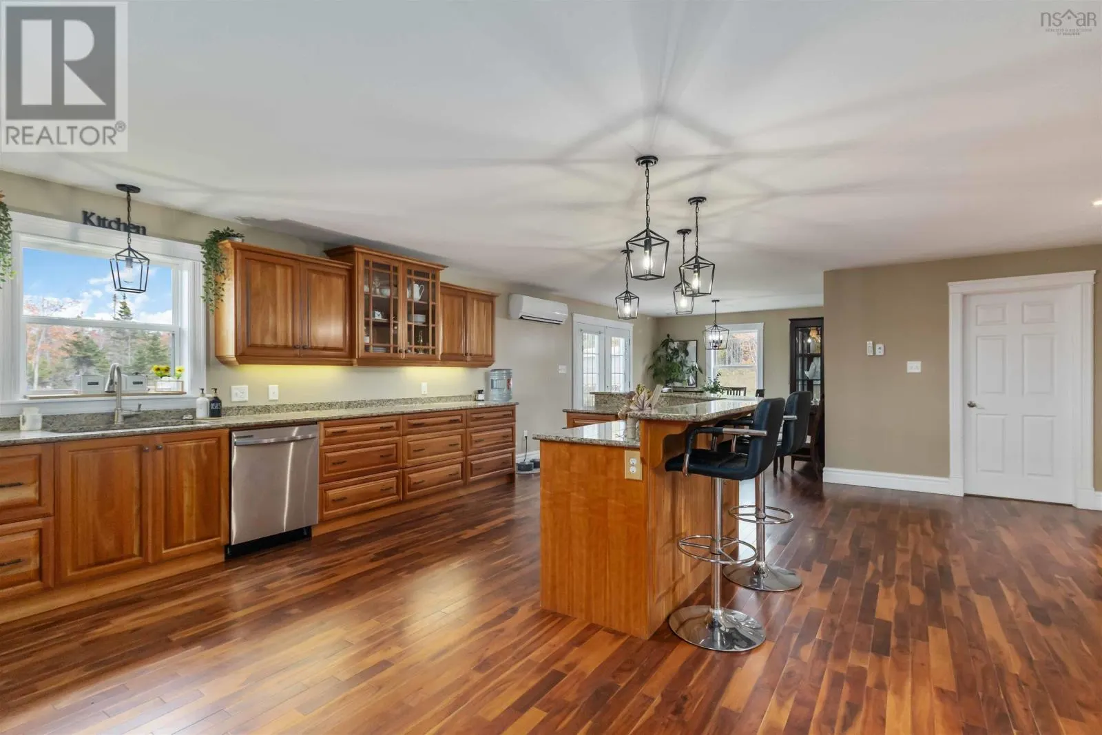 359 Seligs Road