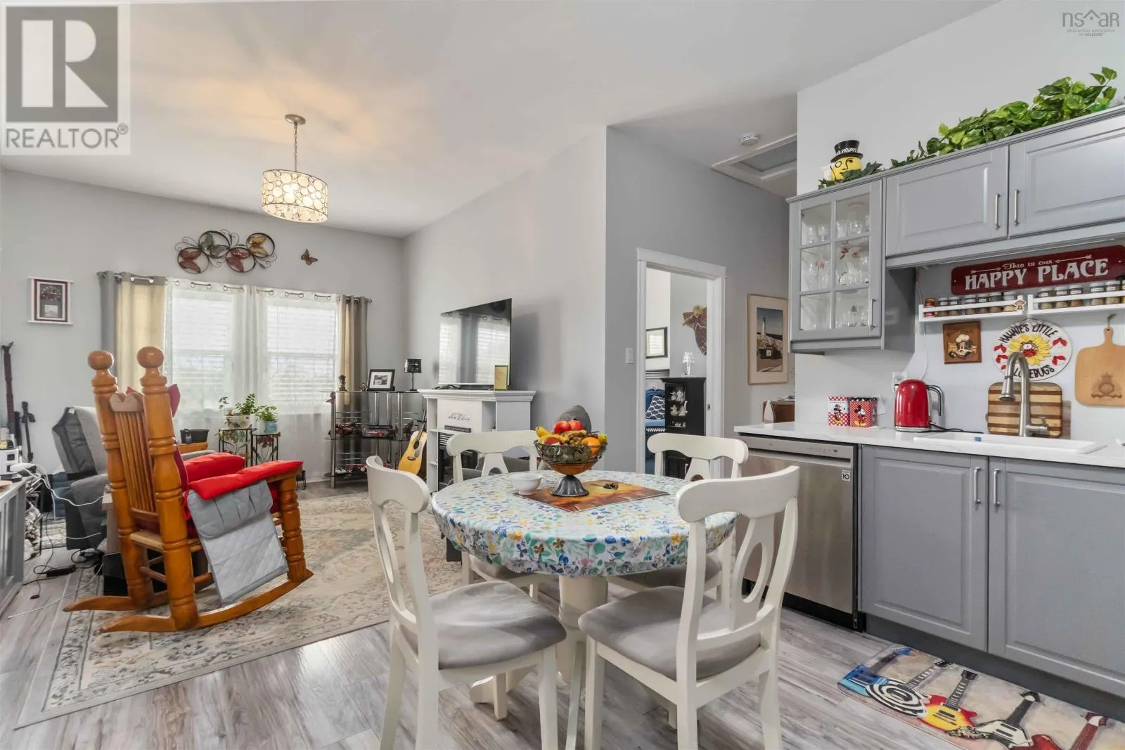 359 Seligs Road