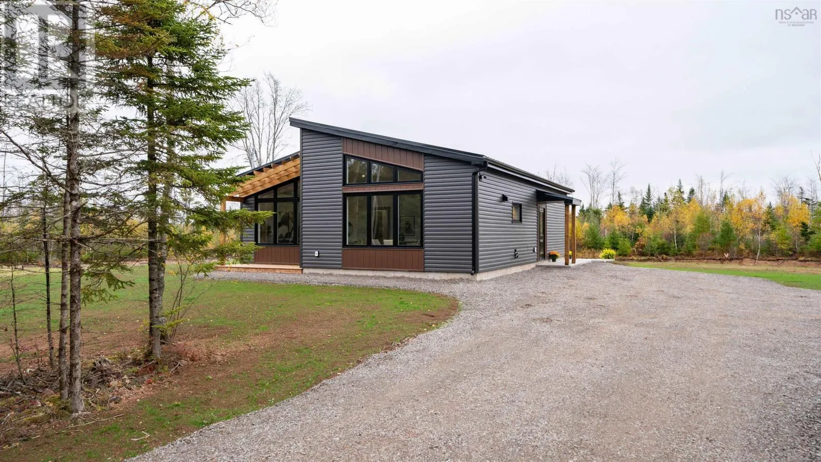 72 Chisholm Road