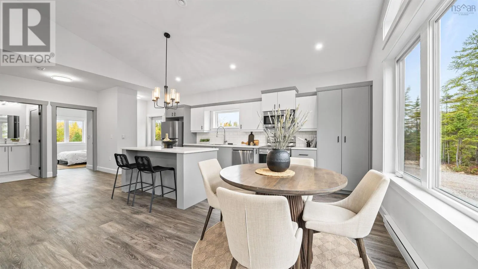 72 Chisholm Road