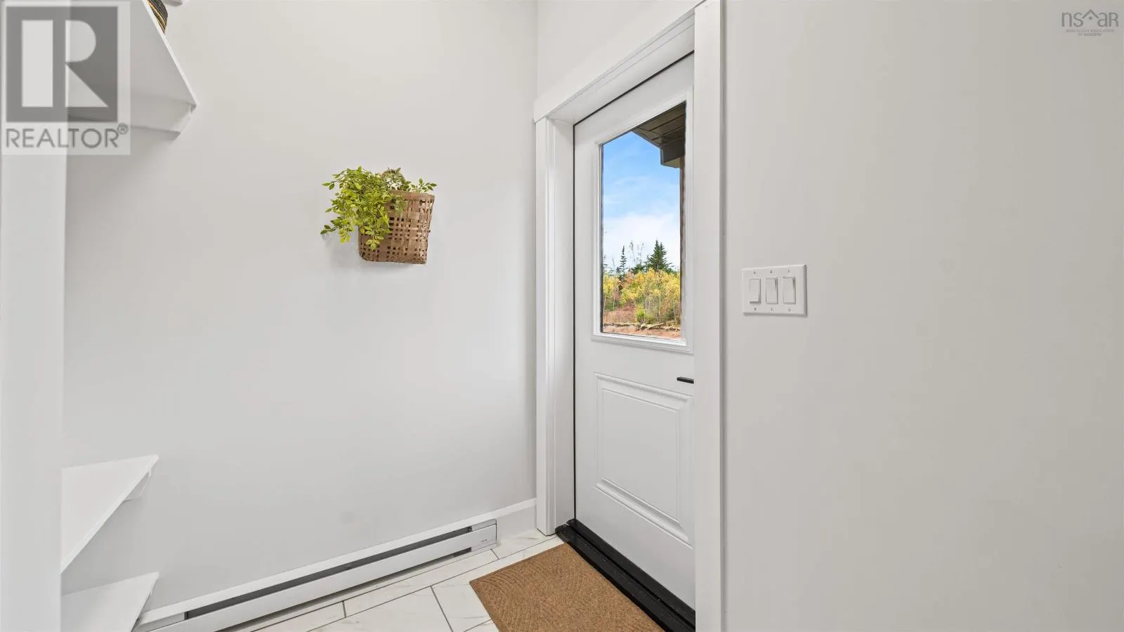 72 Chisholm Road