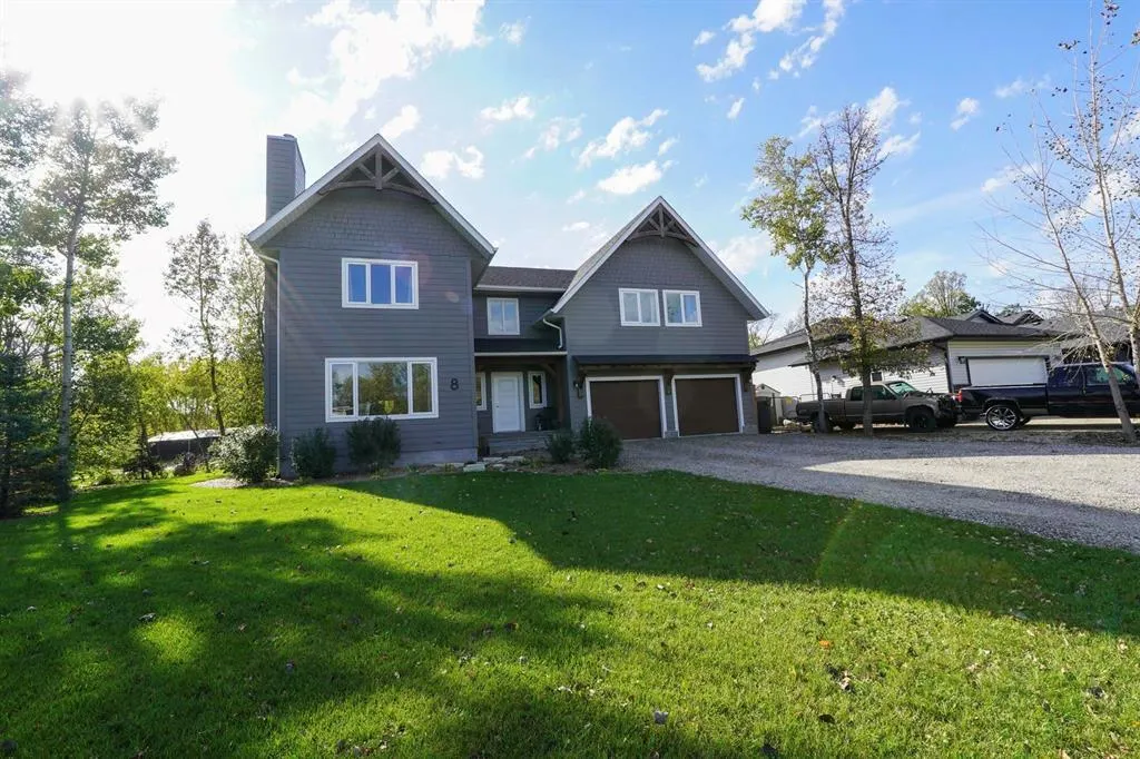 8 Ravenhill Drive