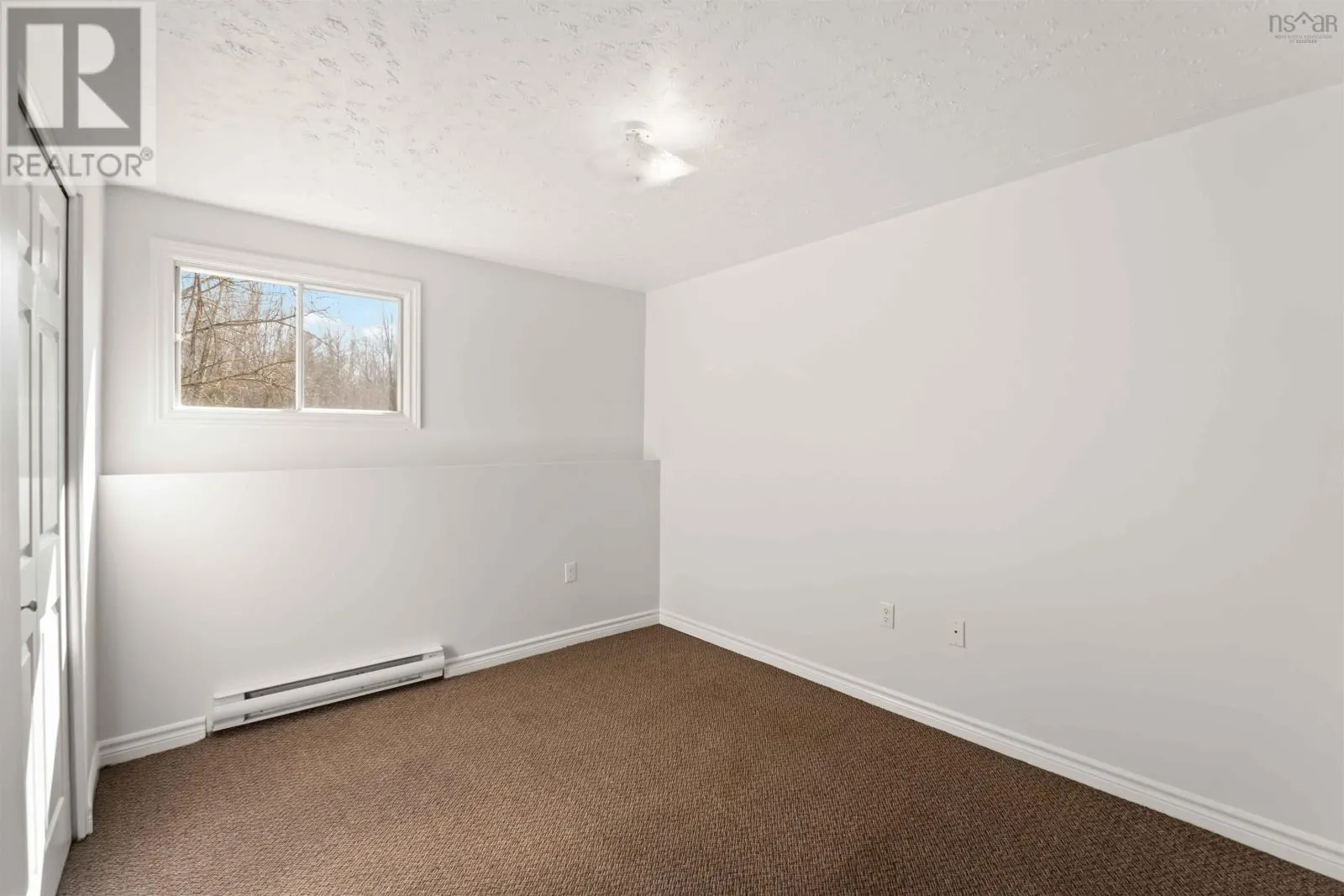 1123/1125 Andringa Drive