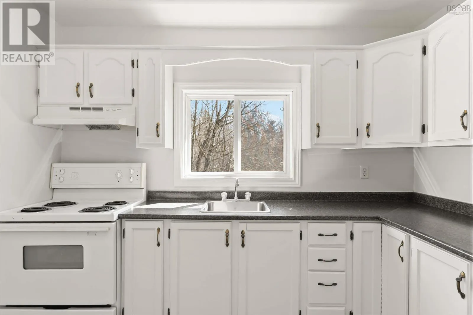 1123/1125 Andringa Drive