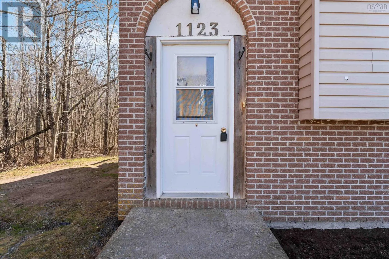 1123/1125 Andringa Drive