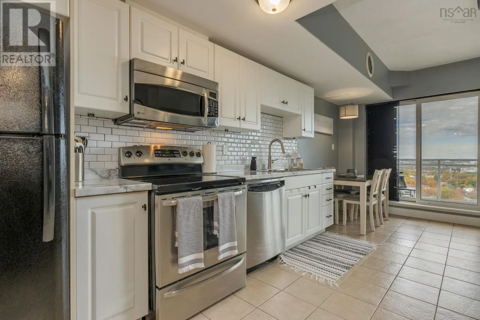 1113 60 Walter Havill Drive