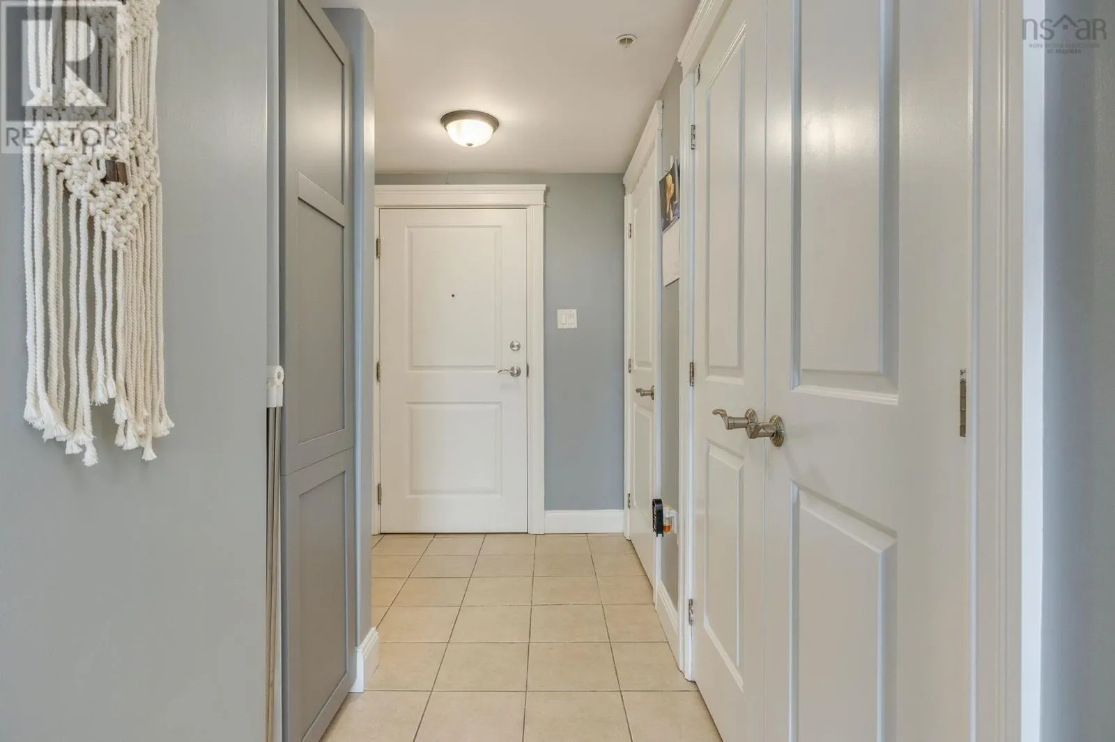 1113 60 Walter Havill Drive