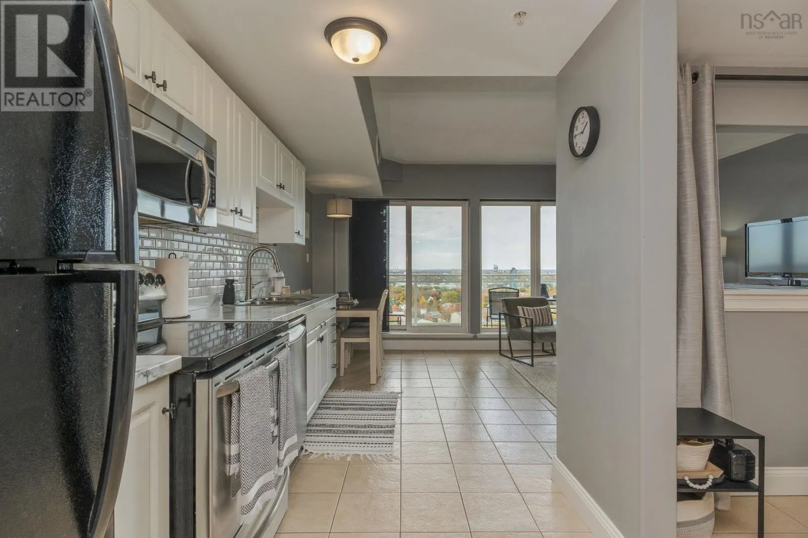 1113 60 Walter Havill Drive