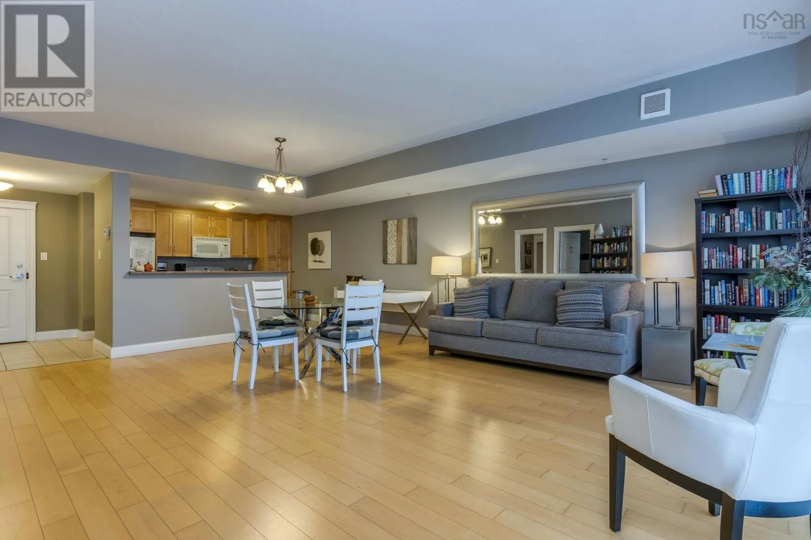 1113 60 Walter Havill Drive