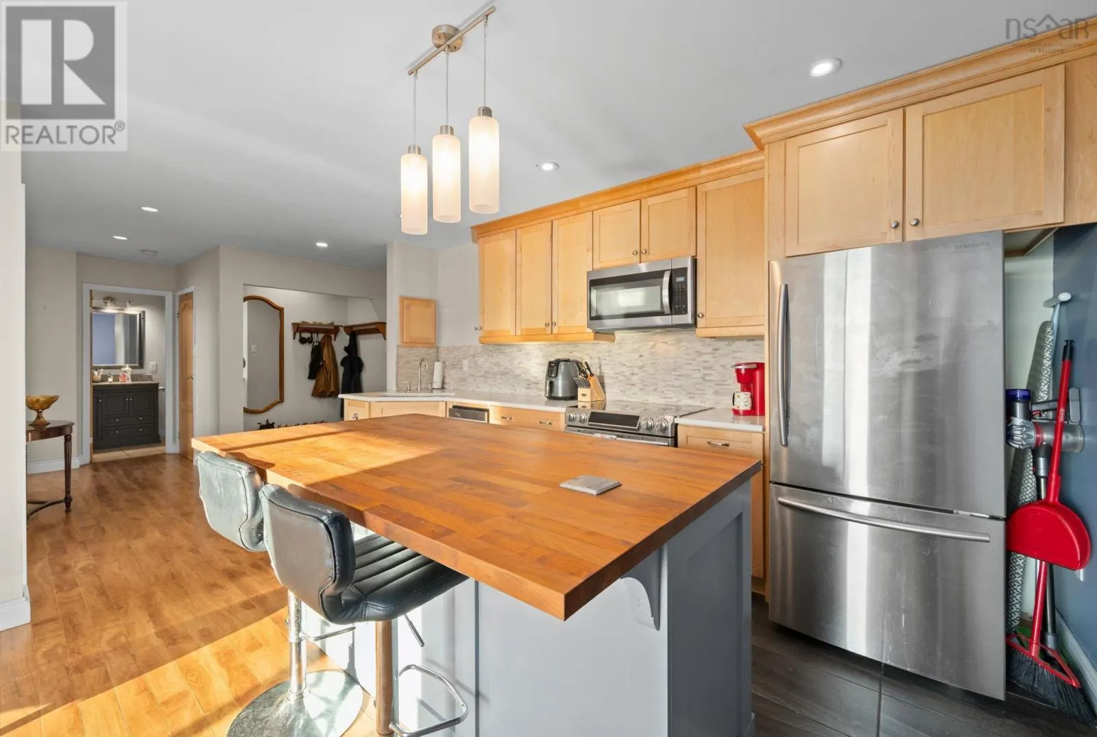 310-7 Jamieson Street