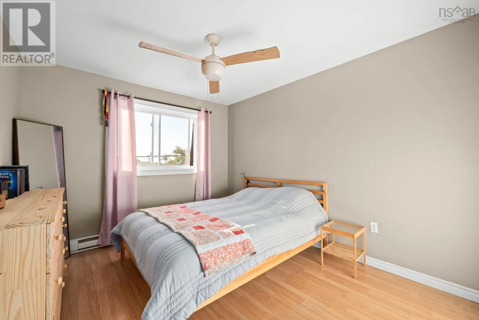 310-7 Jamieson Street