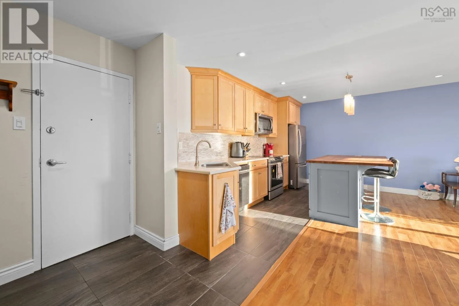 310-7 Jamieson Street