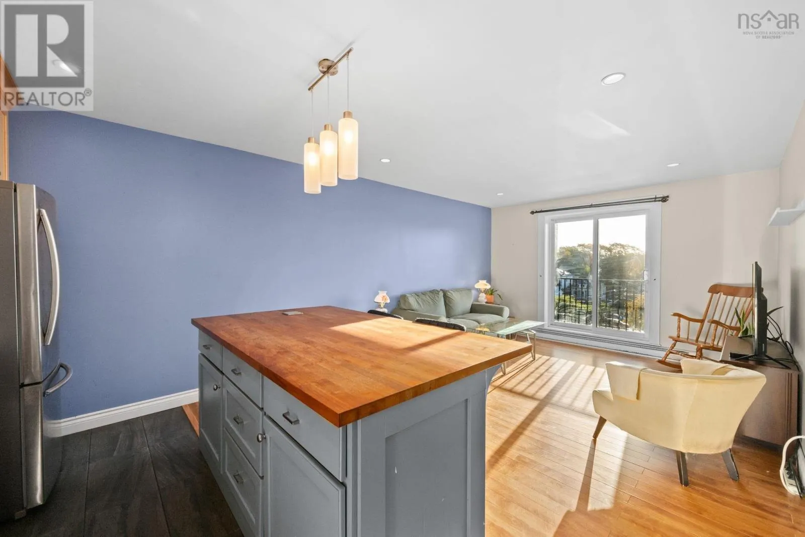 310-7 Jamieson Street