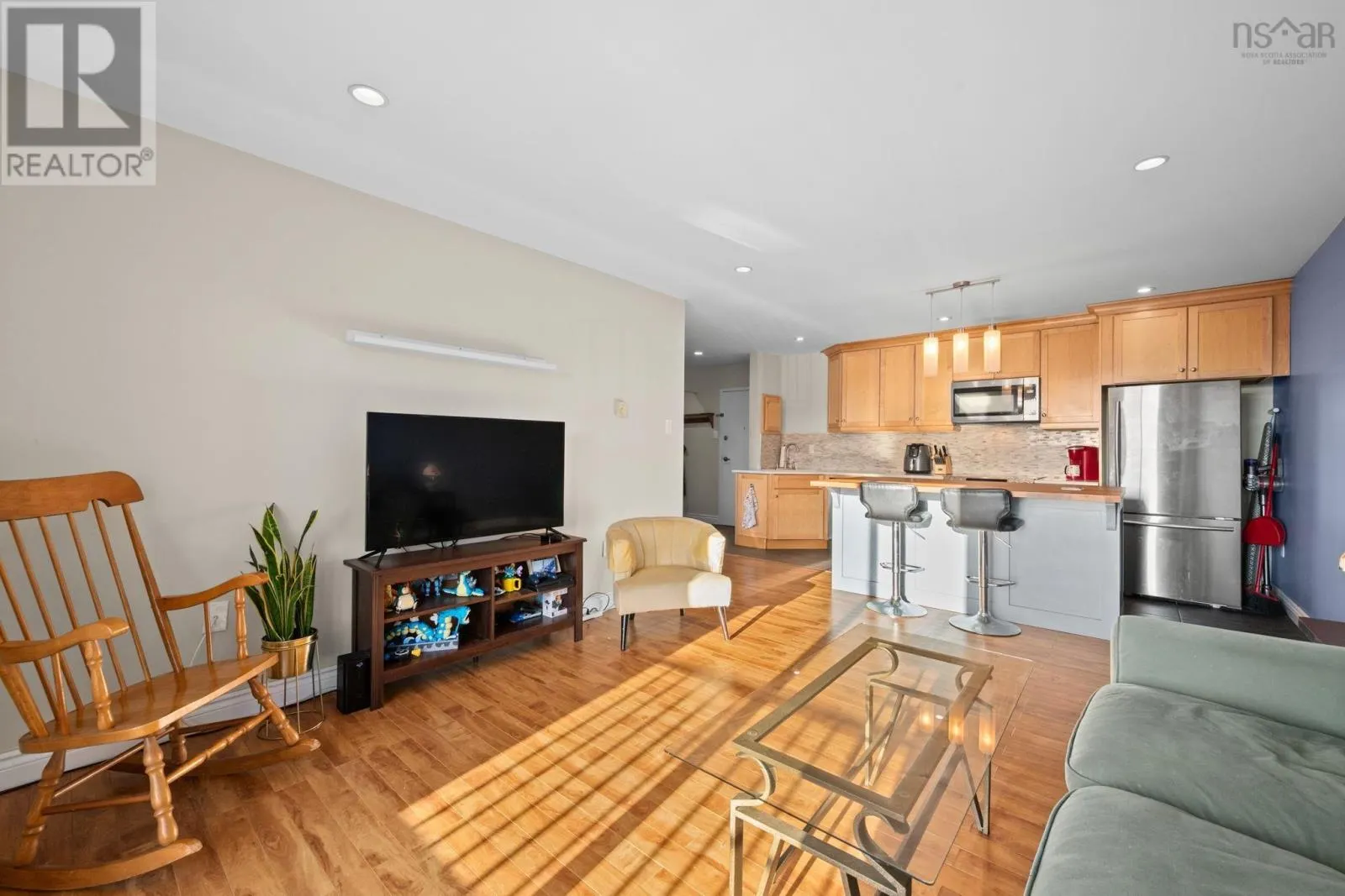 310-7 Jamieson Street