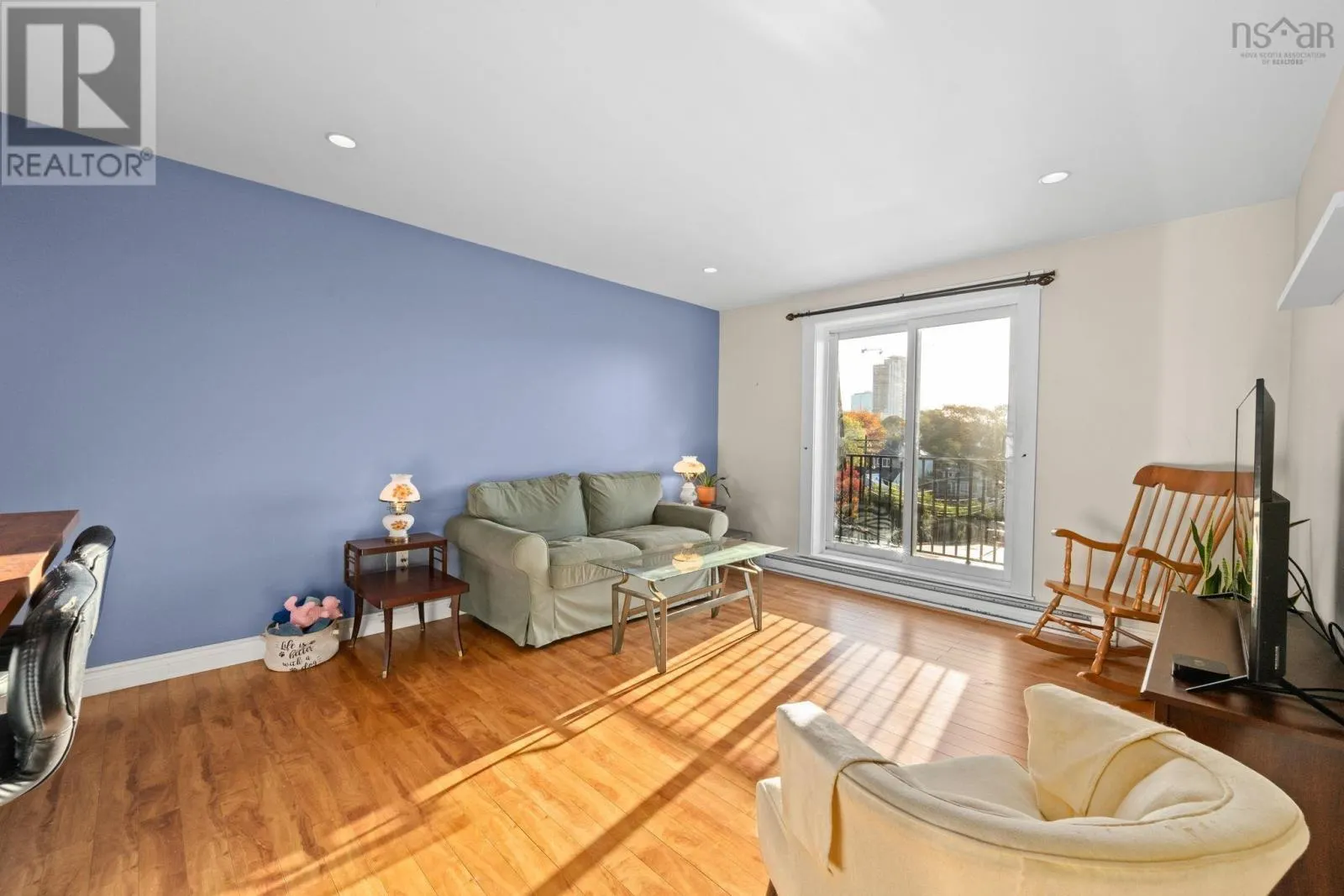 310-7 Jamieson Street