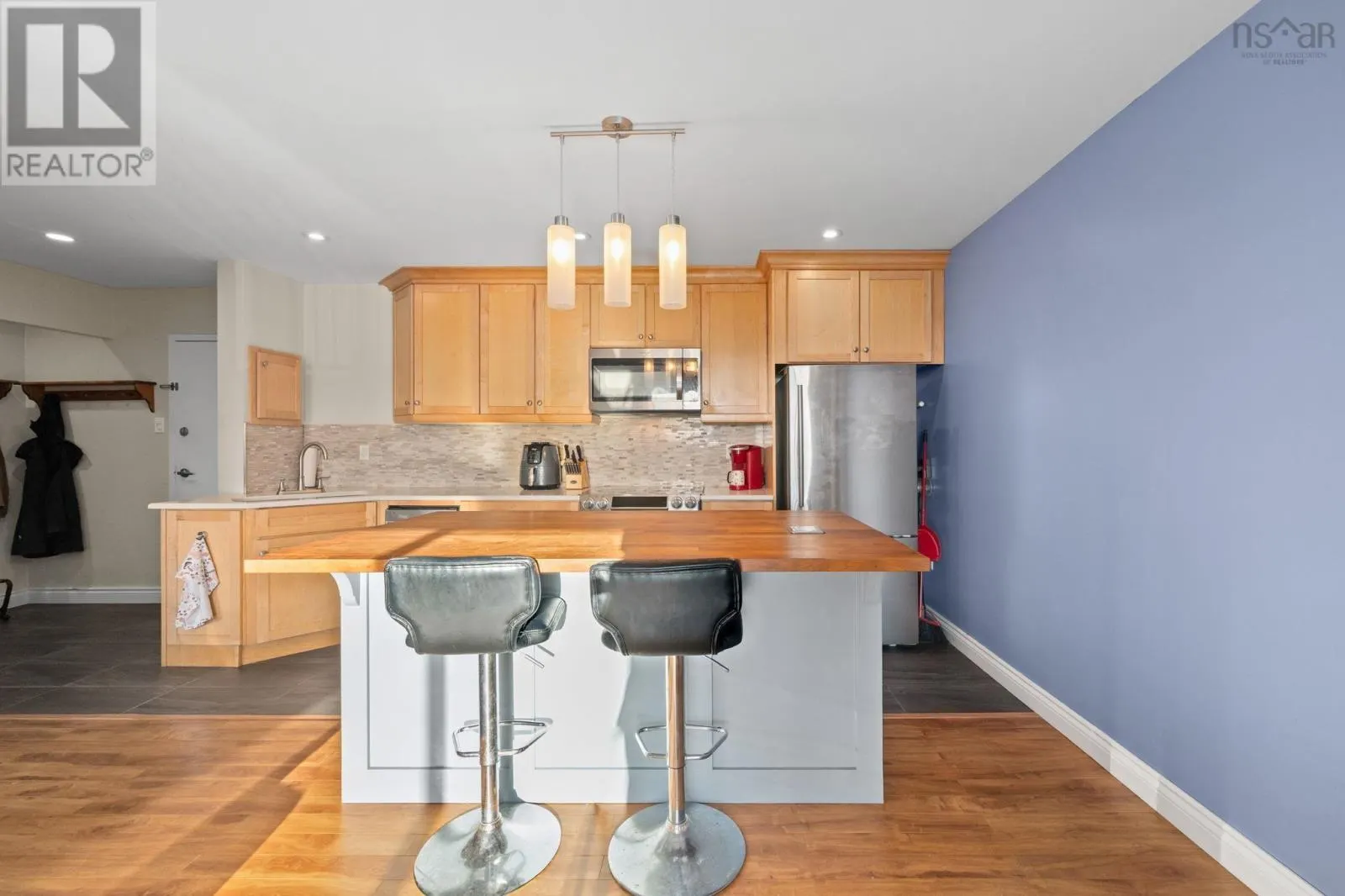 310-7 Jamieson Street