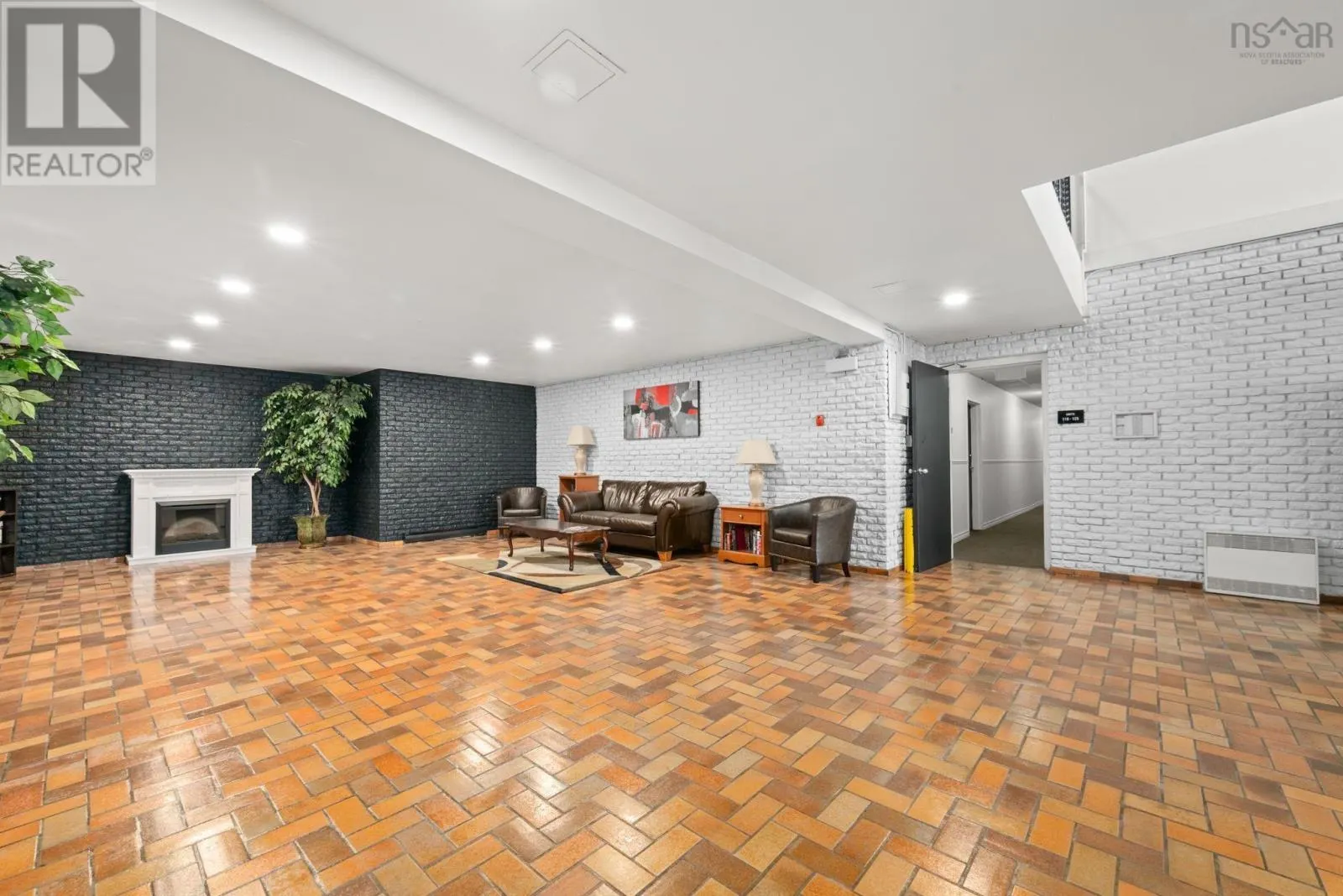 310-7 Jamieson Street