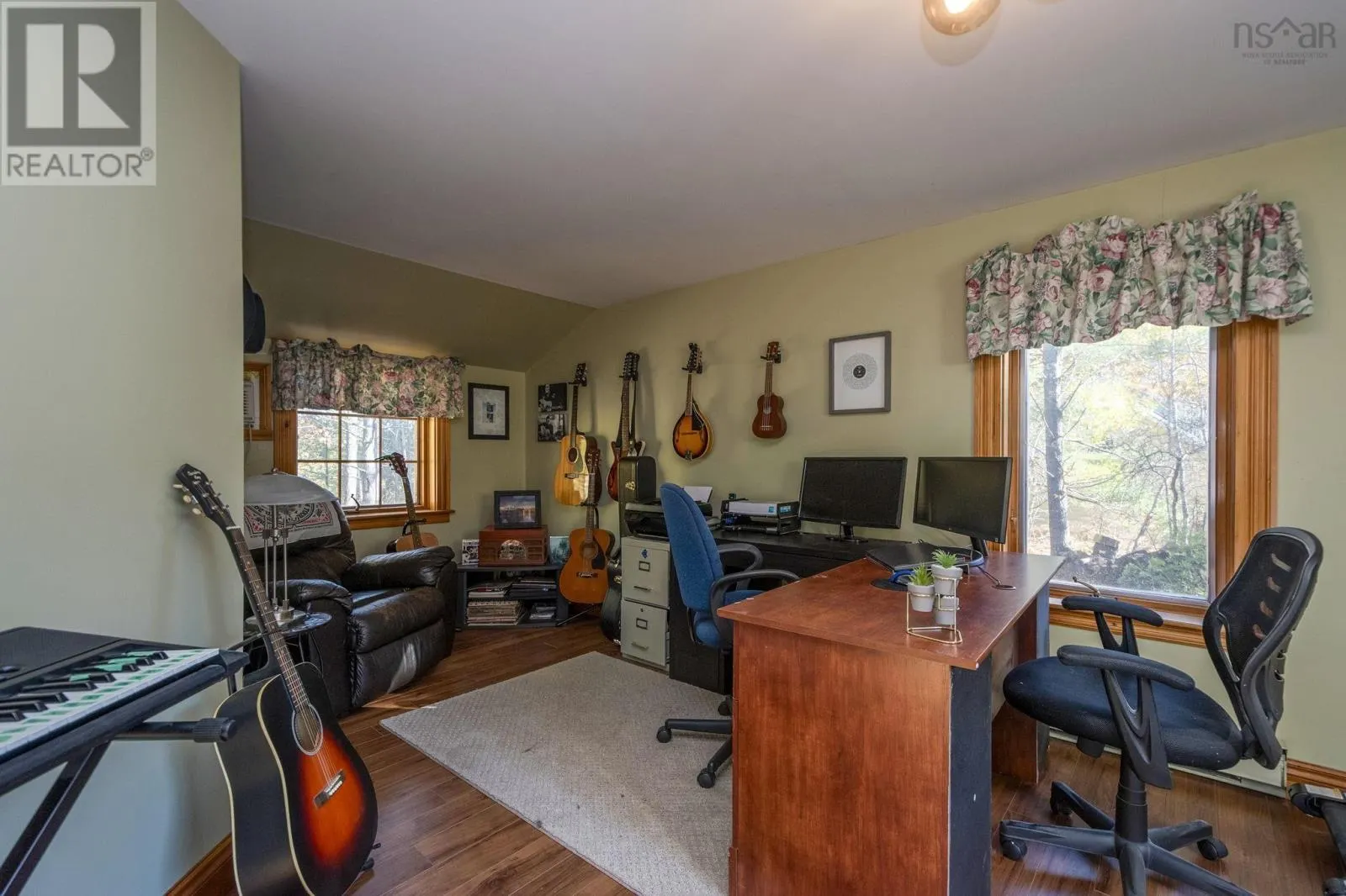 89 Bentwood Crescent