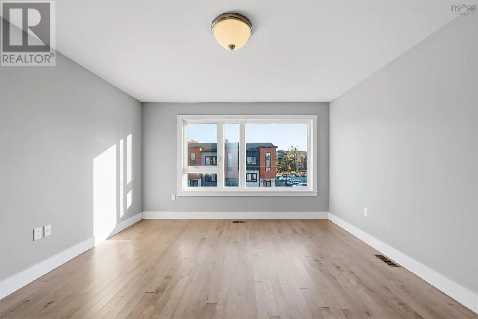 26 Eliza Ritchie Crescent