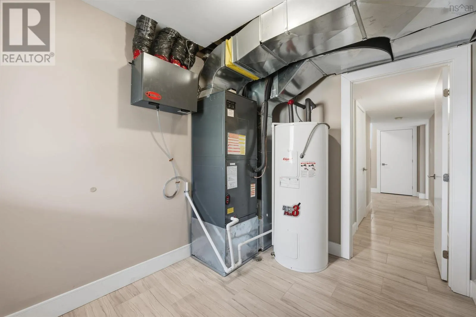 26 Eliza Ritchie Crescent