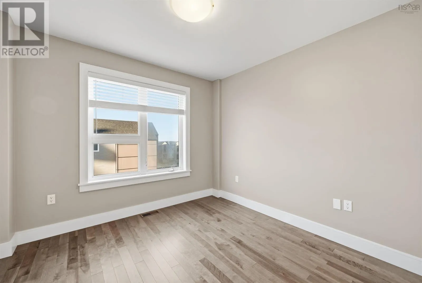 26 Eliza Ritchie Crescent