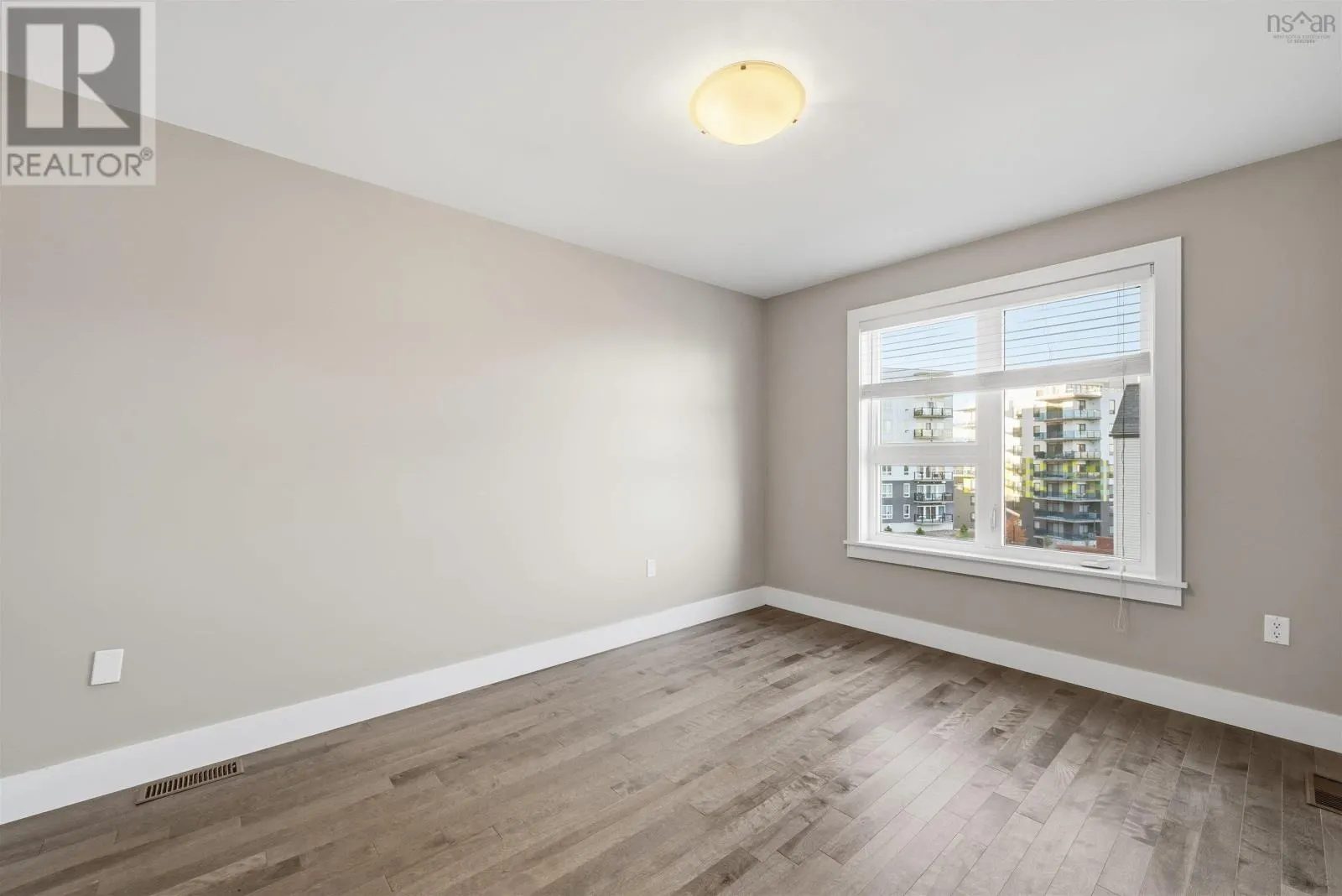 26 Eliza Ritchie Crescent