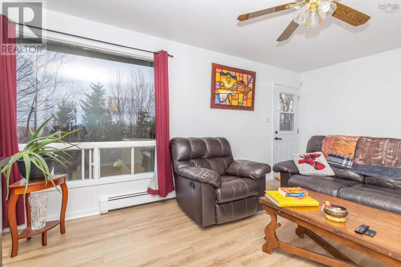 3381 Long Island Road