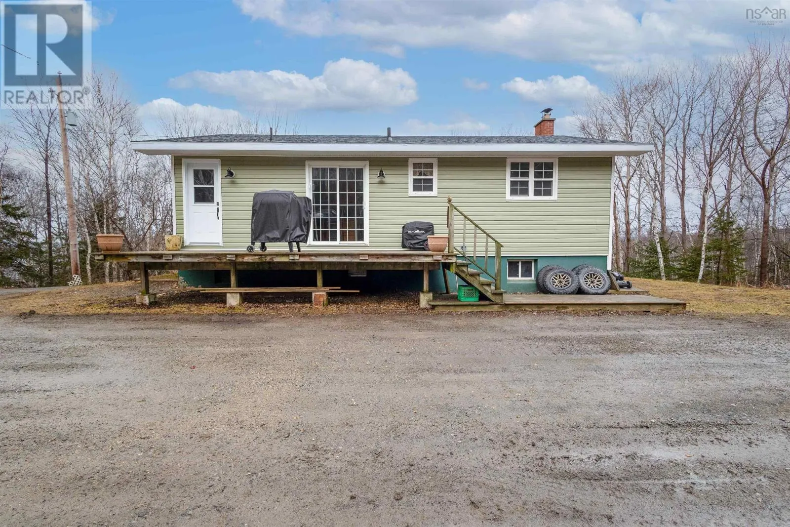 3381 Long Island Road