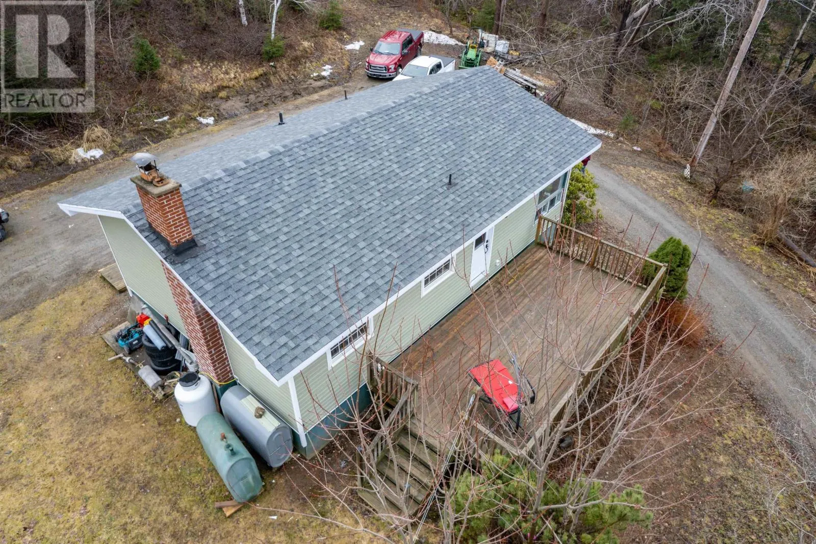 3381 Long Island Road