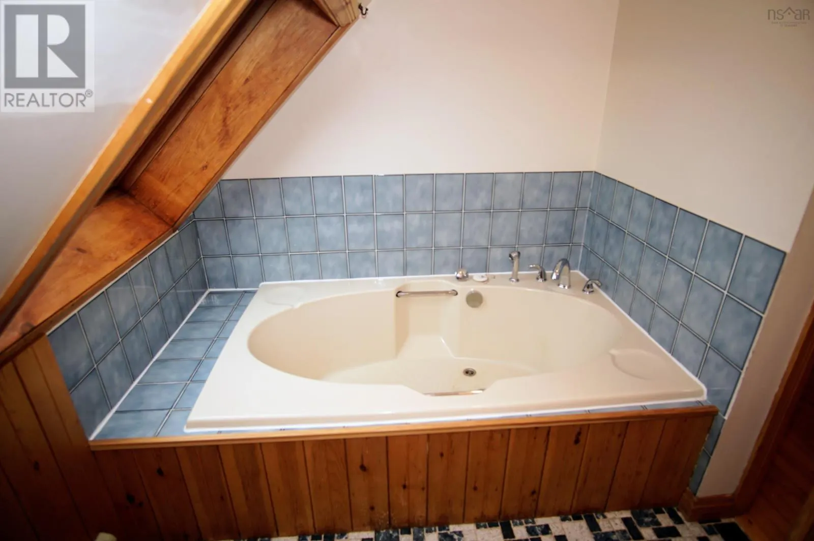 192 Barracks Cove Road