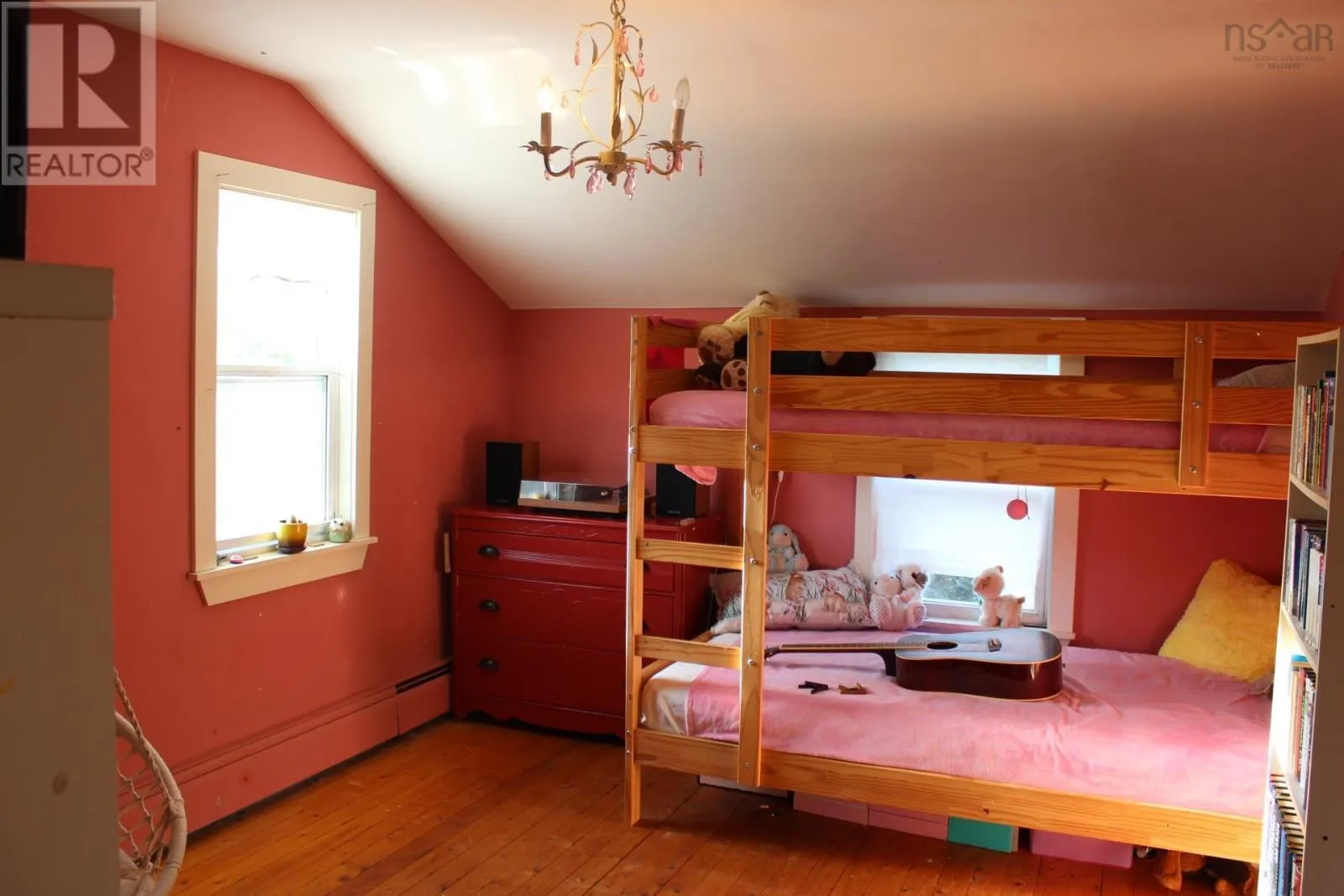 3 Flower Garden Lane