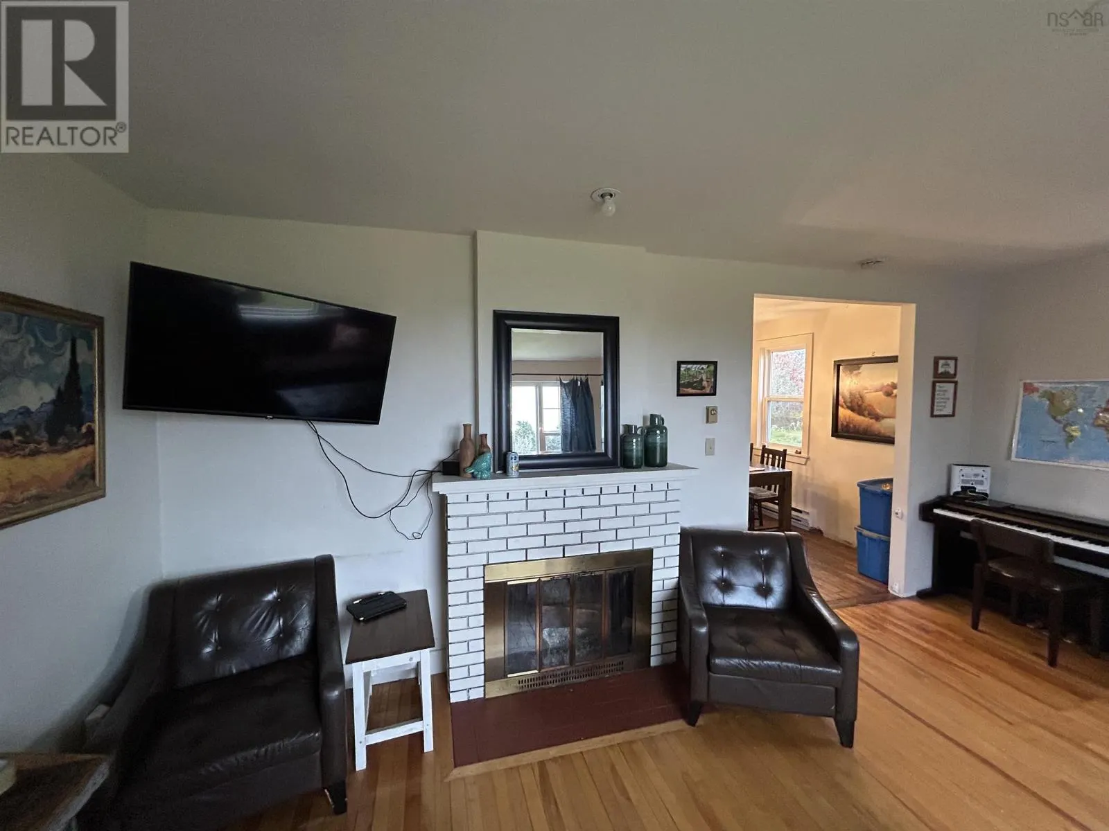 3 Flower Garden Lane