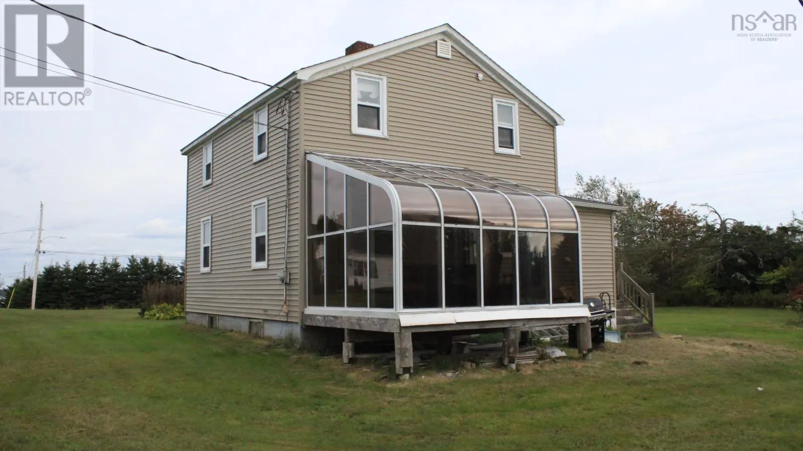 3 Flower Garden Lane