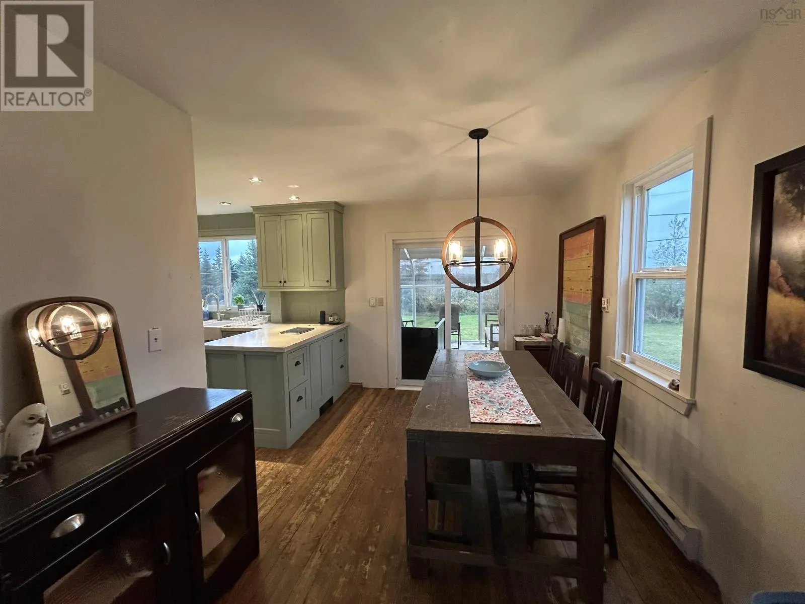 3 Flower Garden Lane