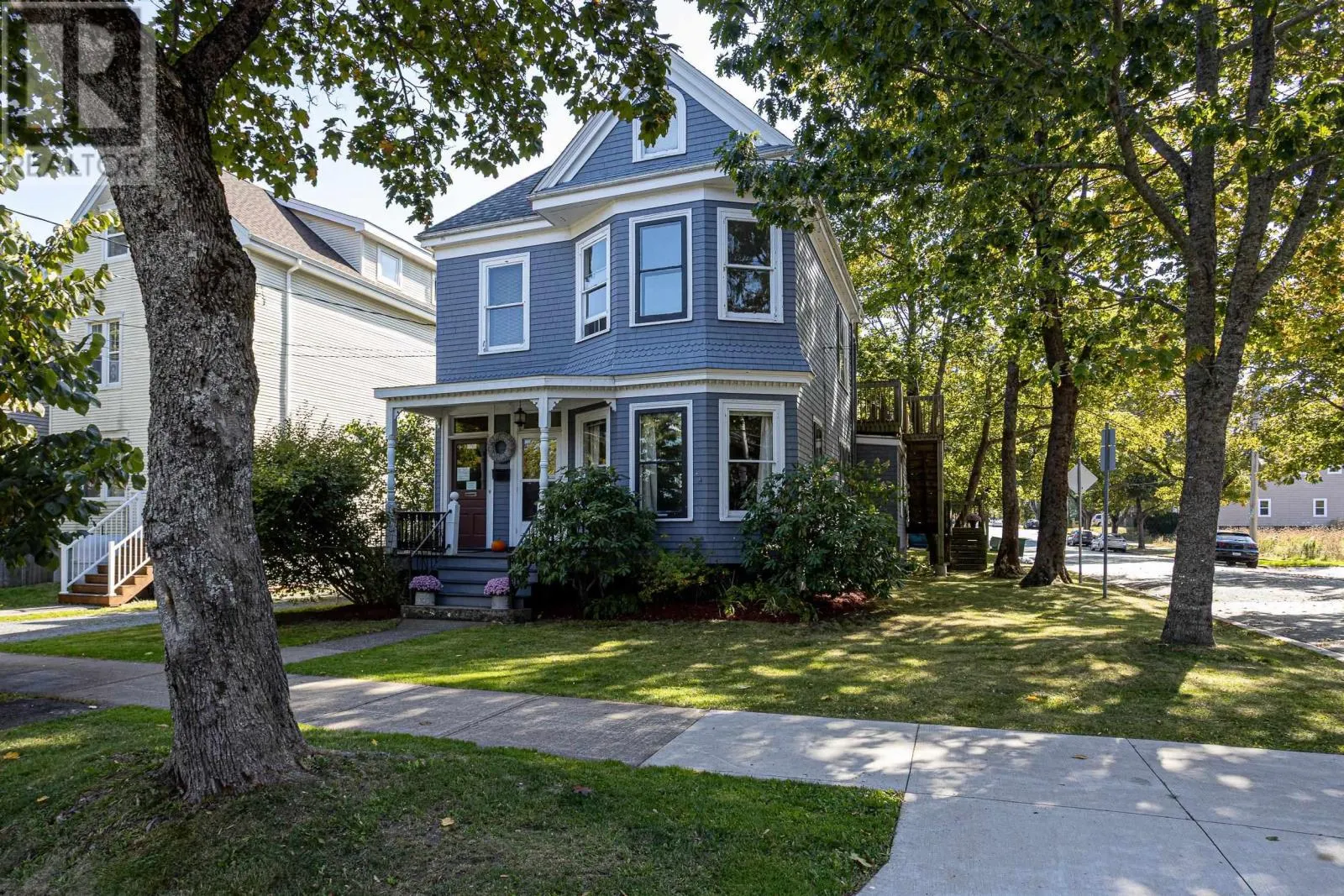 5554- 5556 Atlantic Street