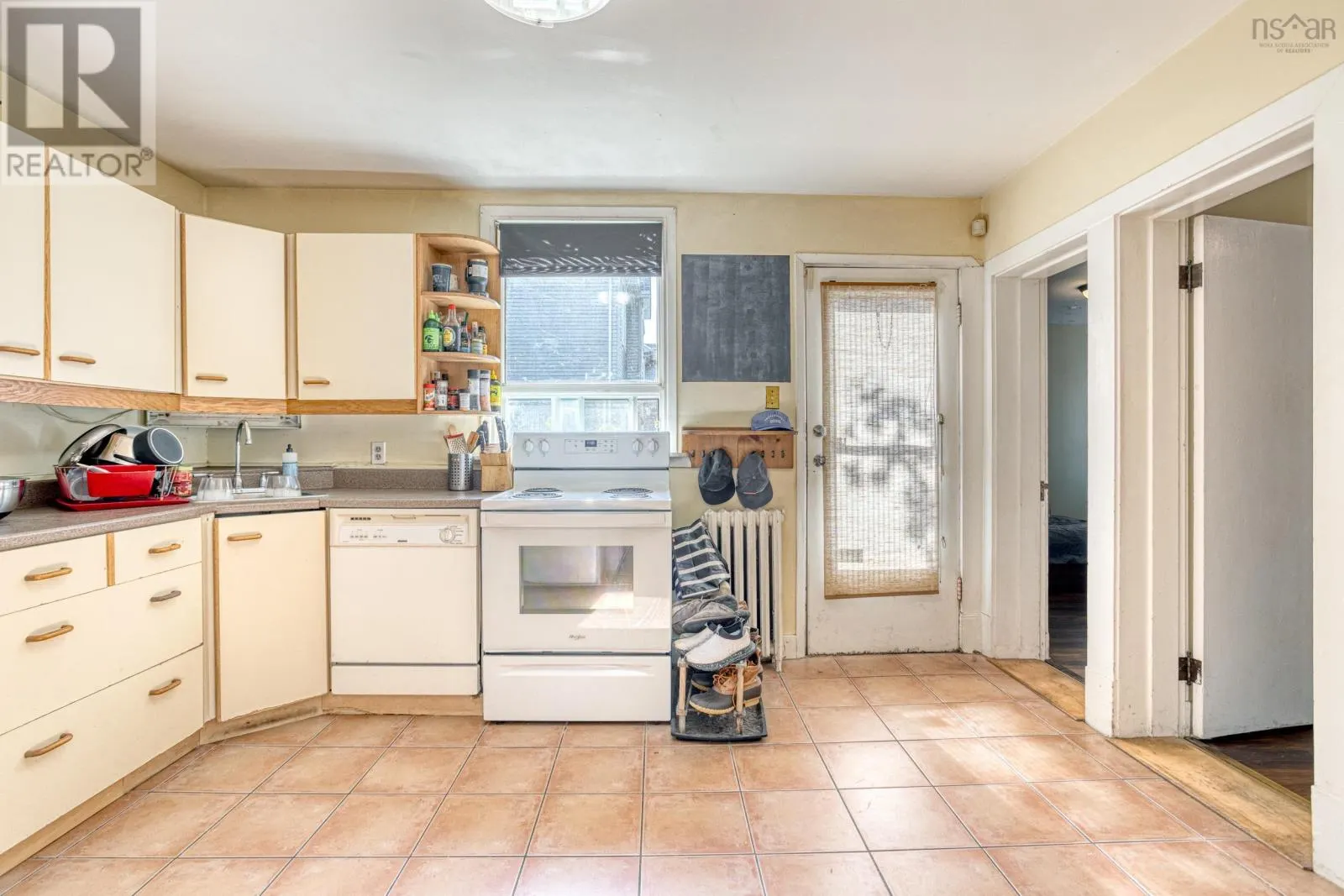 5554- 5556 Atlantic Street