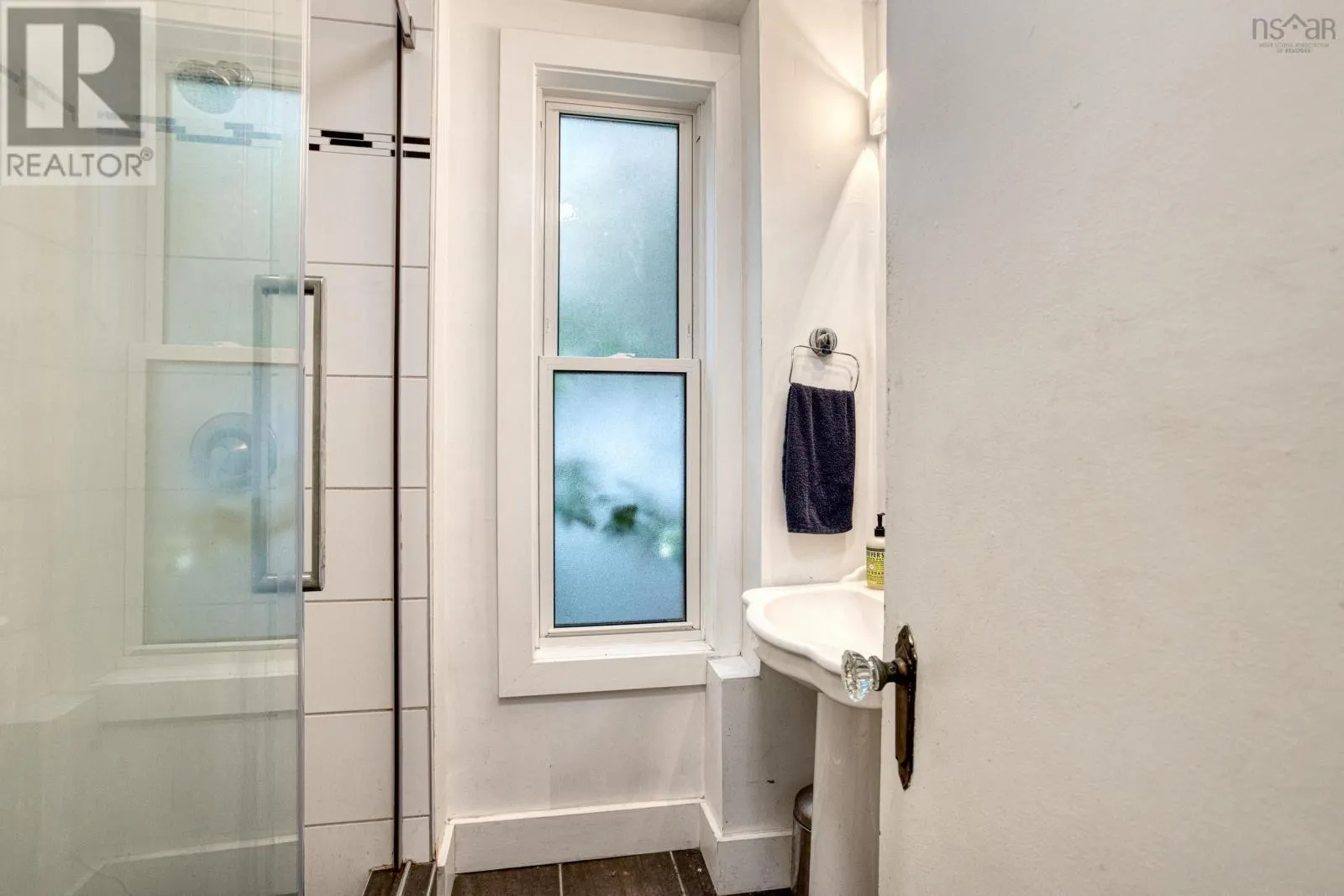 5554- 5556 Atlantic Street