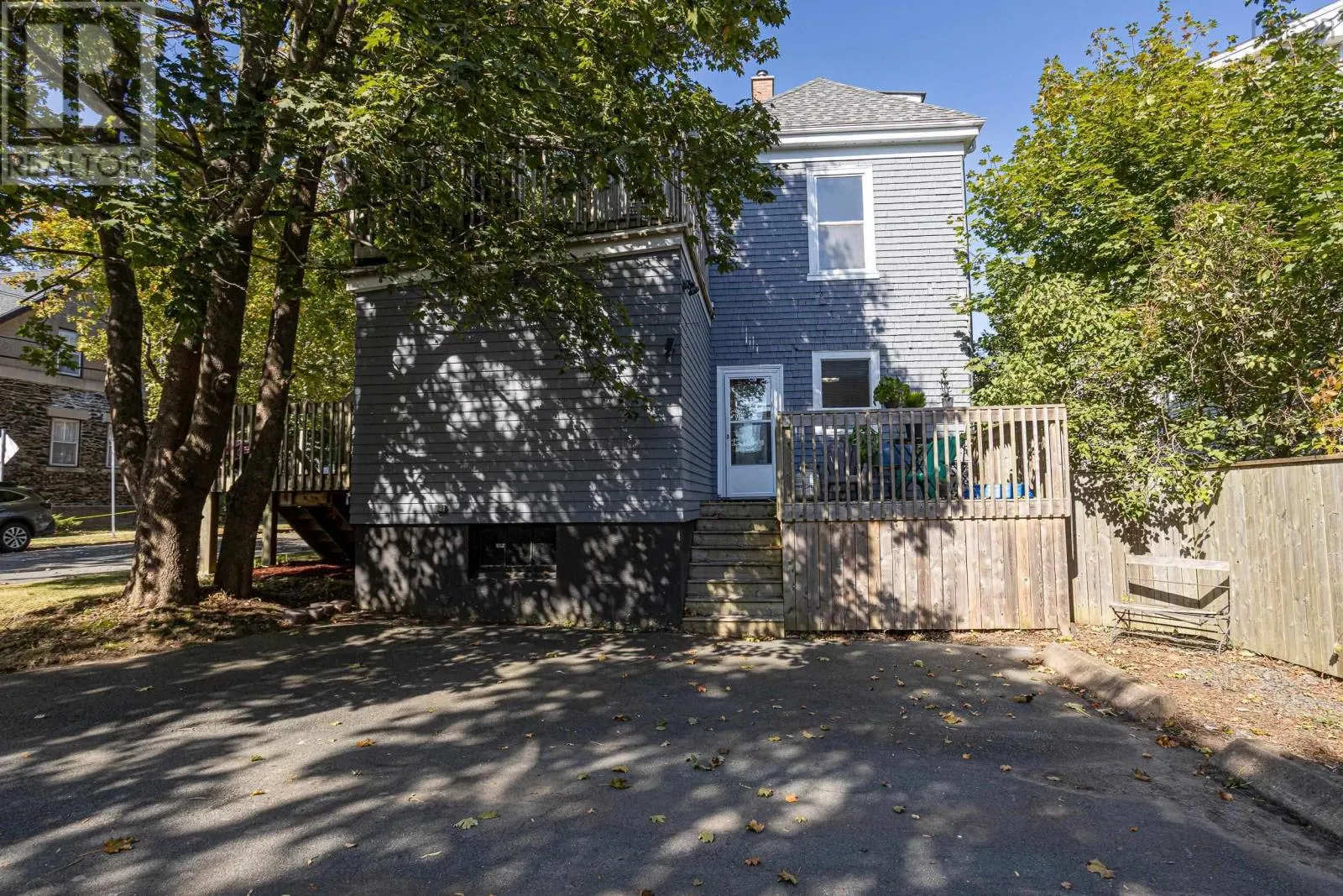 5554- 5556 Atlantic Street