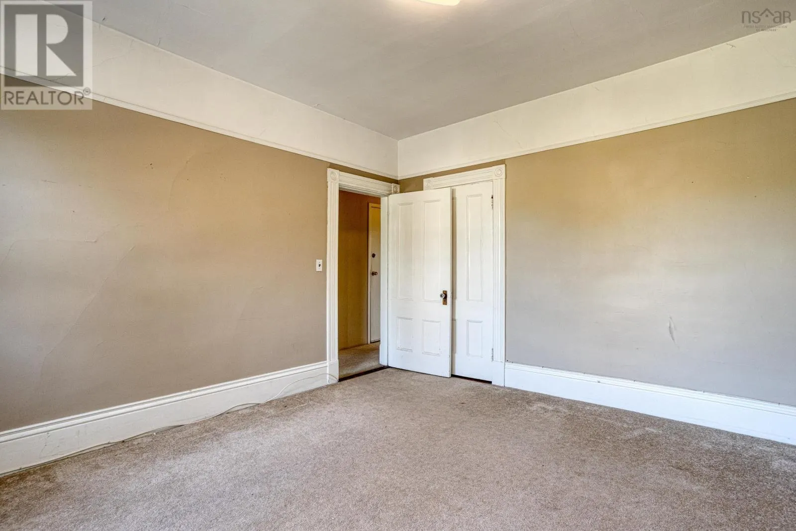 5554- 5556 Atlantic Street