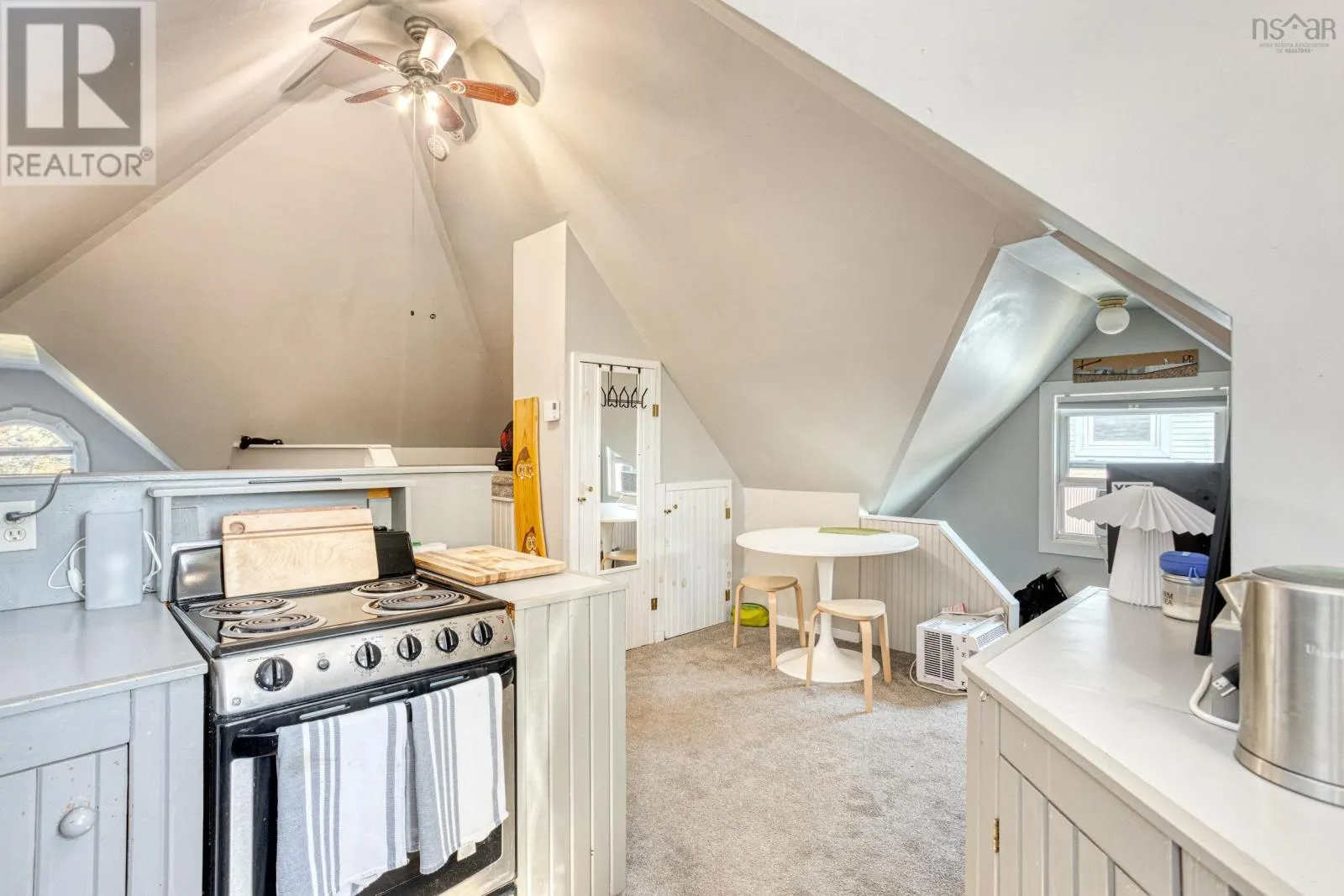 5554- 5556 Atlantic Street