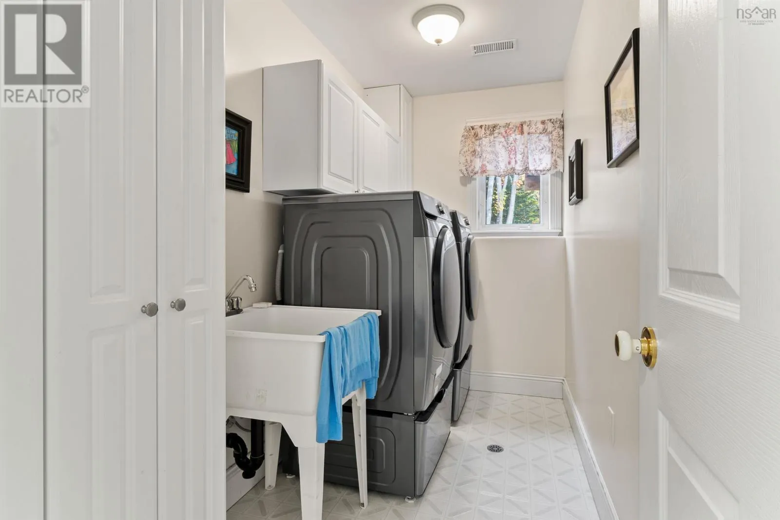 104 Lisa Ann Drive Drive