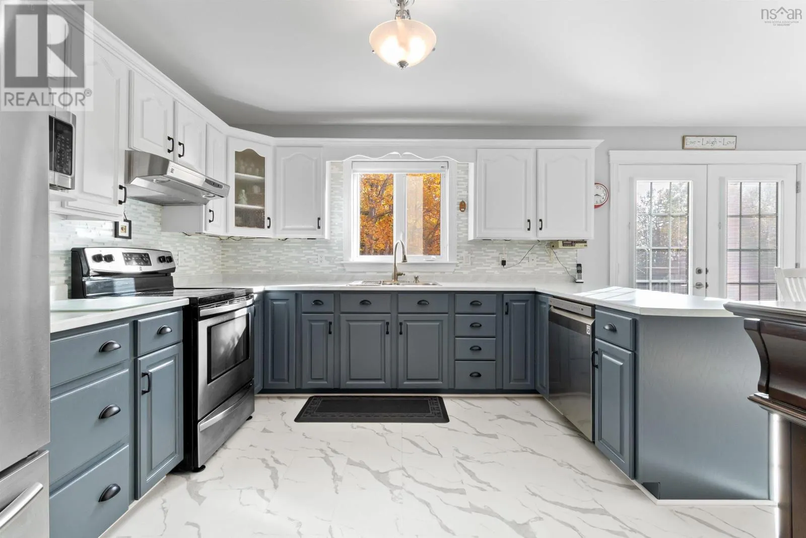 104 Lisa Ann Drive Drive