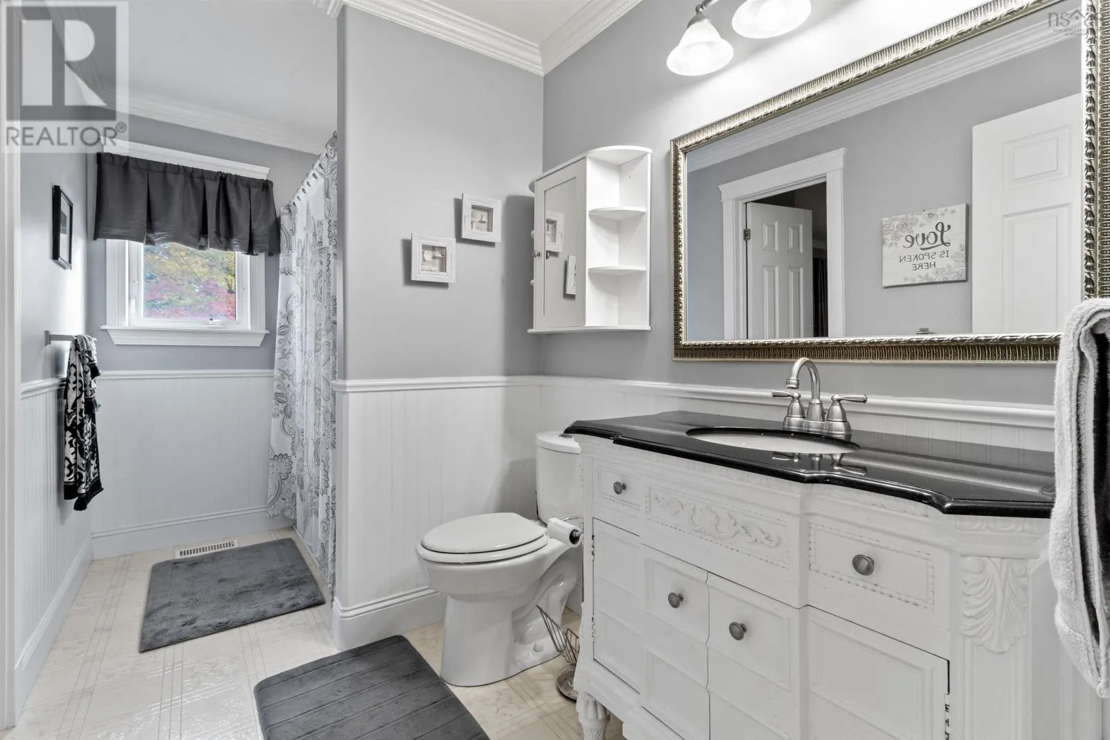 104 Lisa Ann Drive Drive