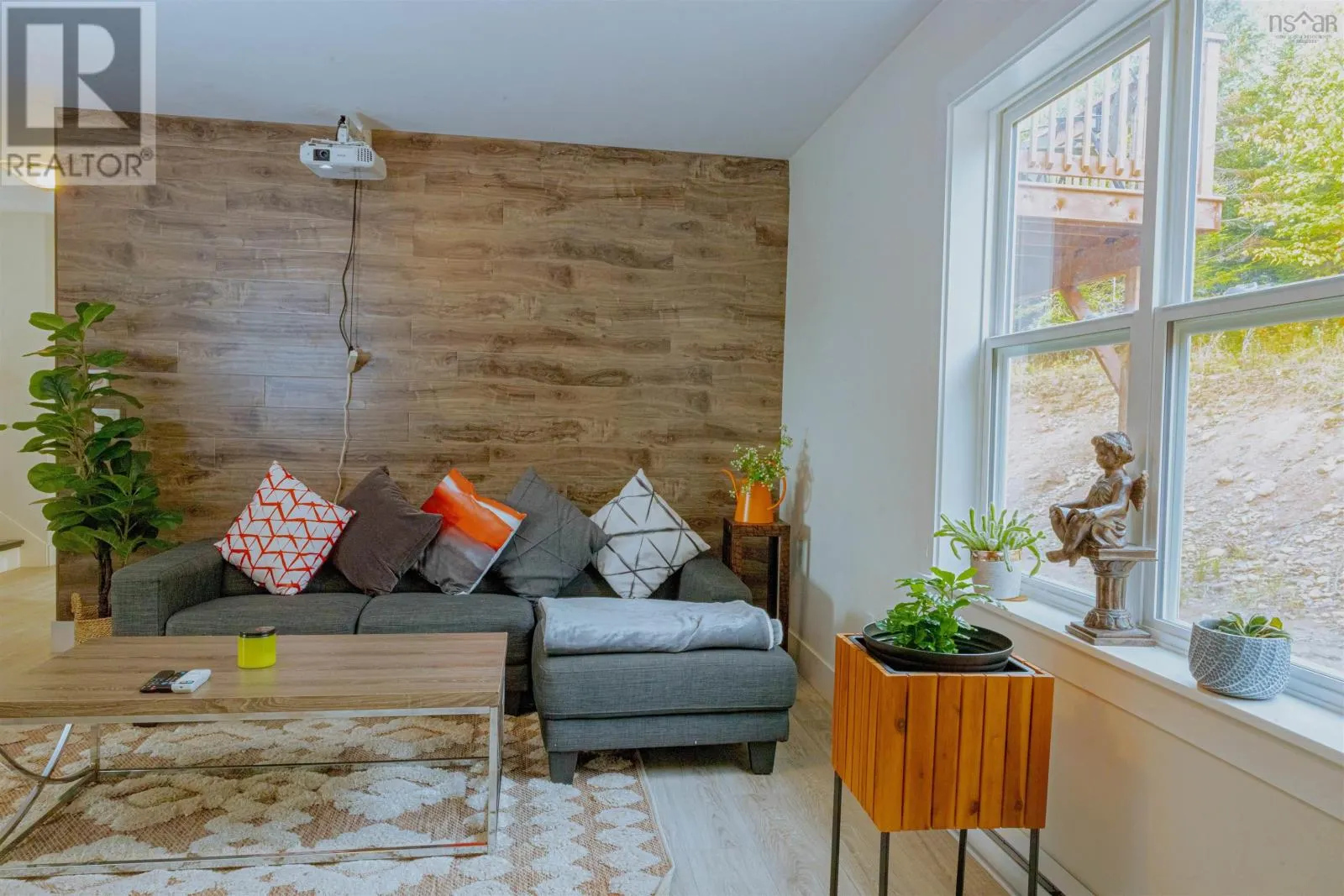 115 Lindforest Court