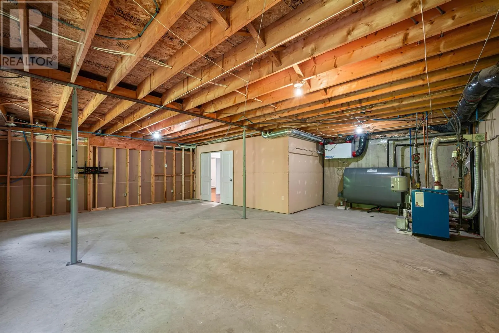 139 Carnoustie Drive