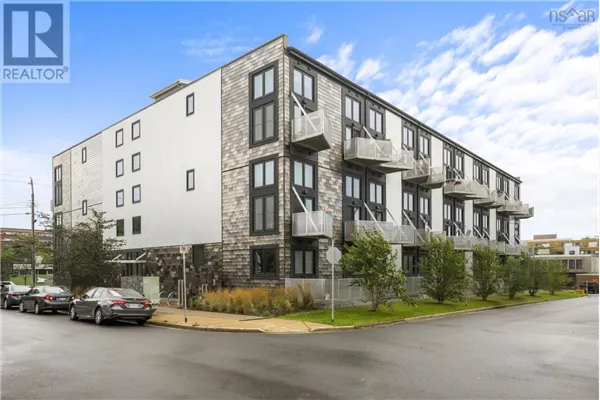 307 5662 Roberts Street