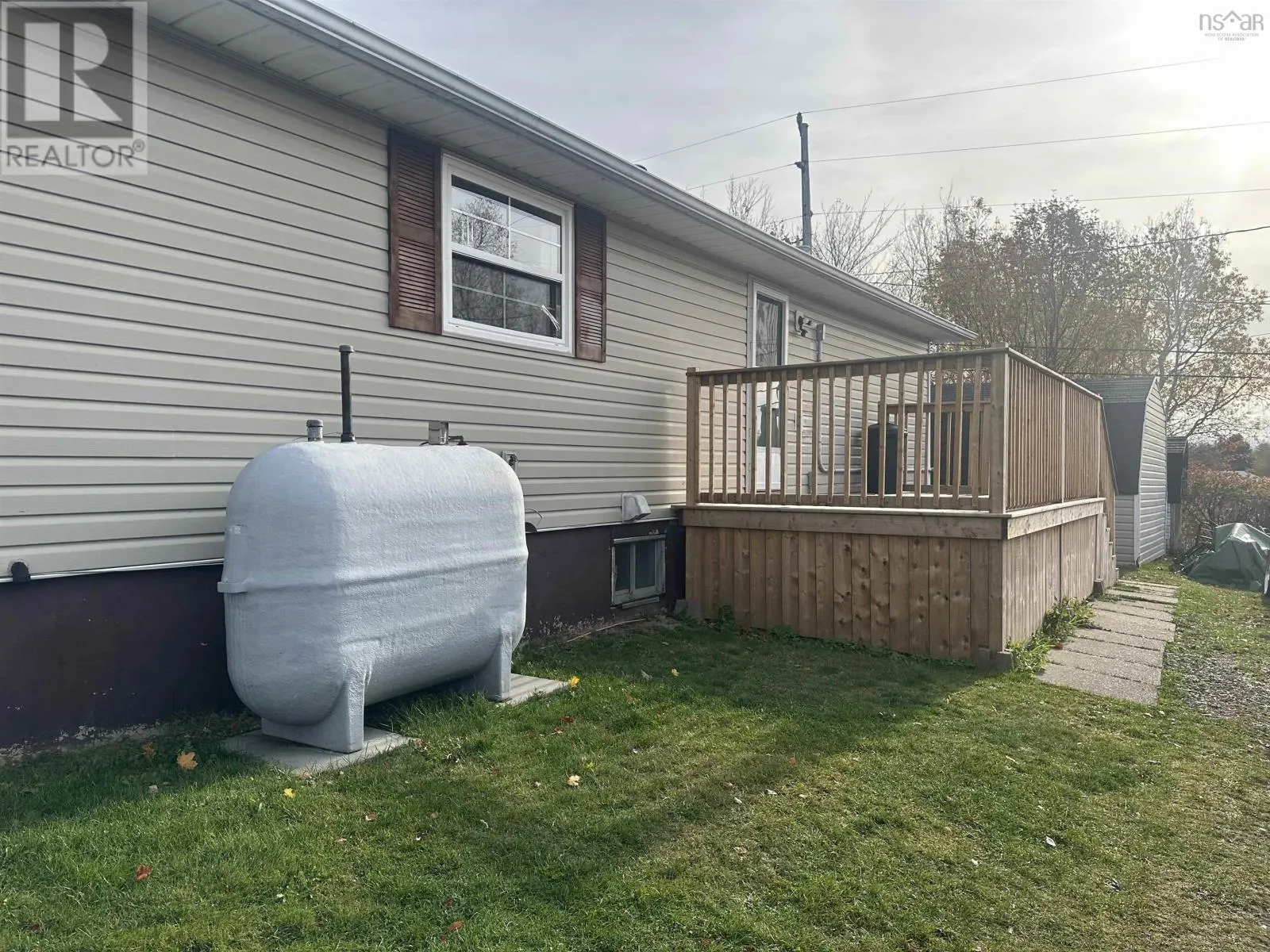 43 Oak Crescent