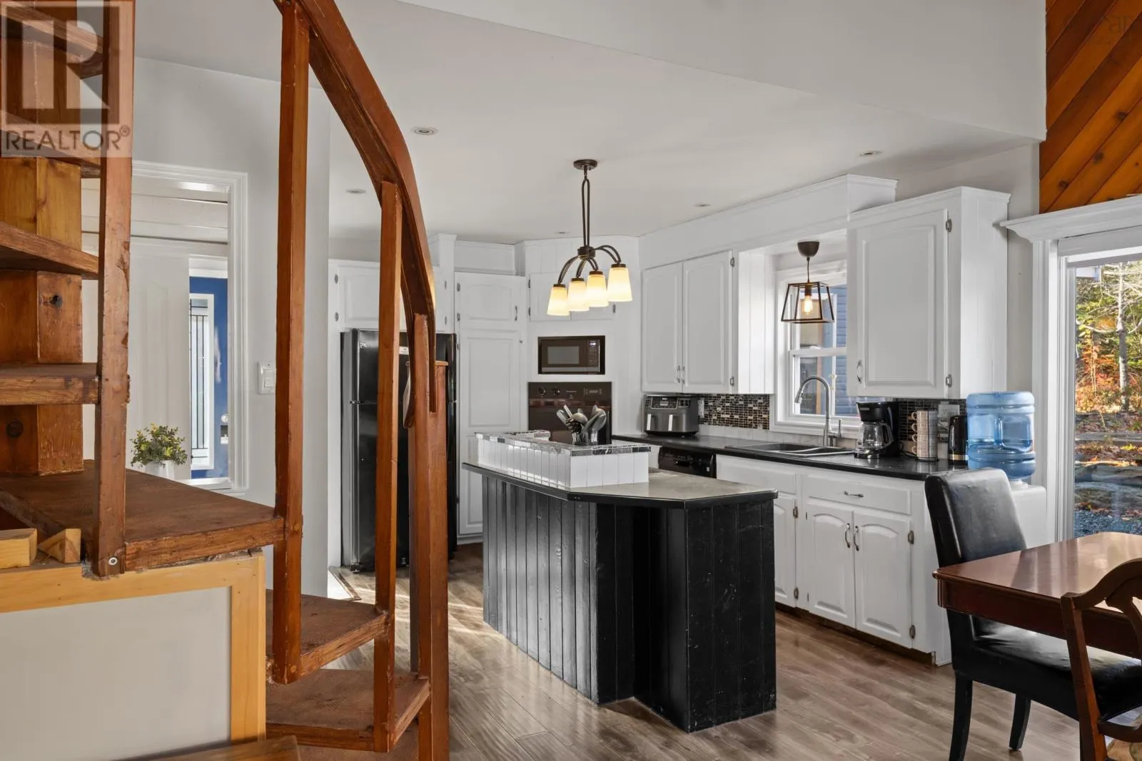 27 Crooked Lake Road